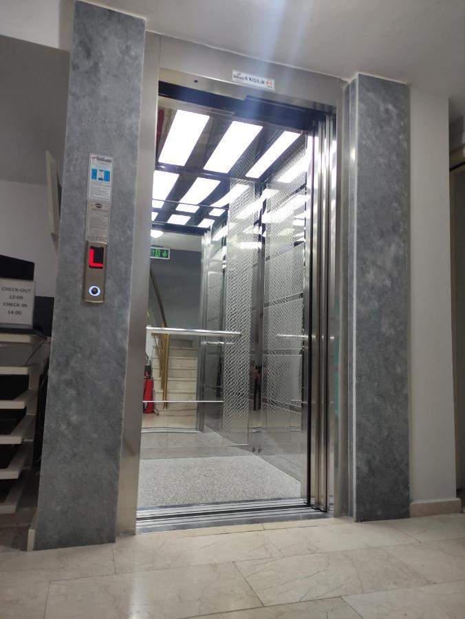 Oban Suites Istanbul Bagian luar foto