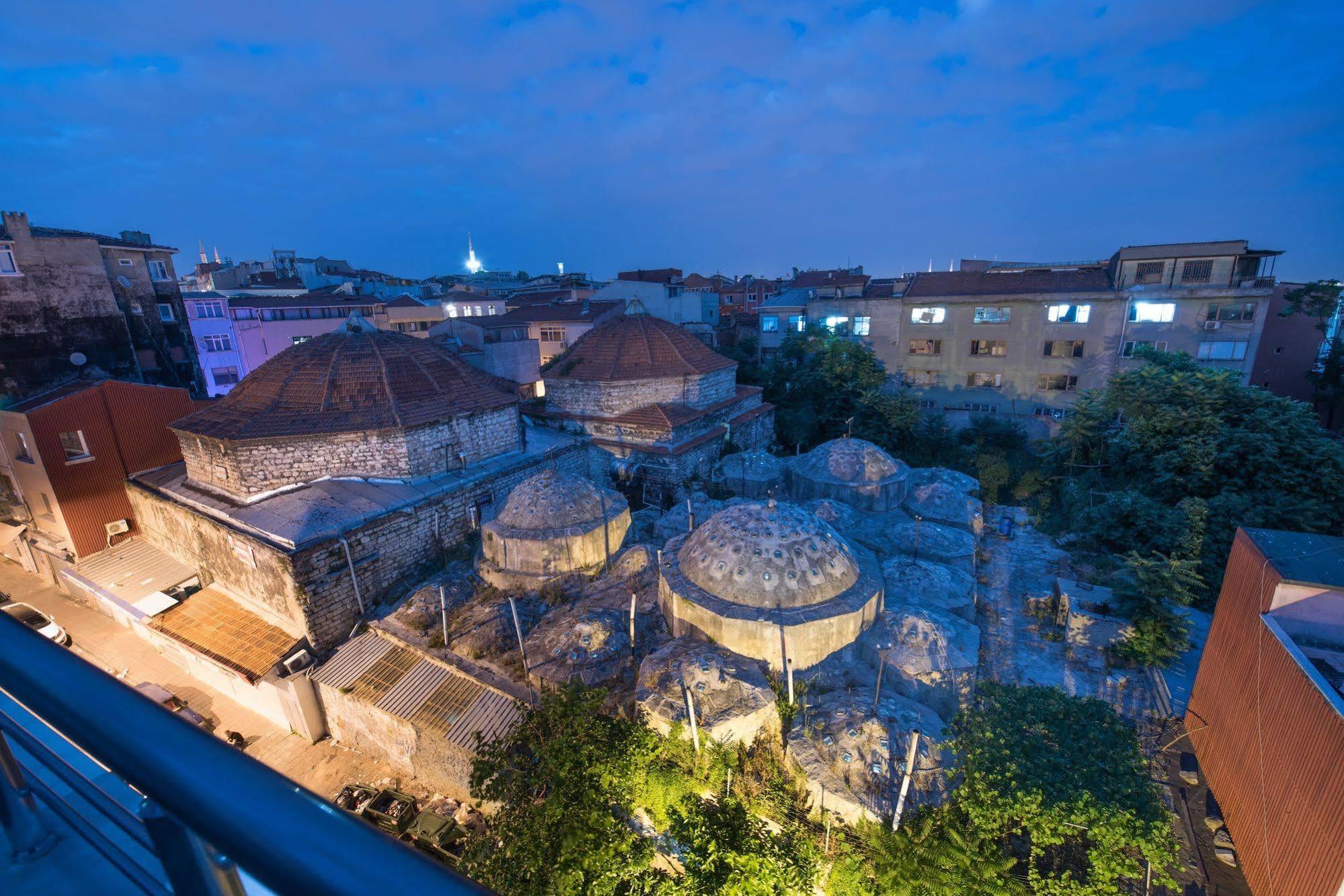 Oban Suites Istanbul Bagian luar foto