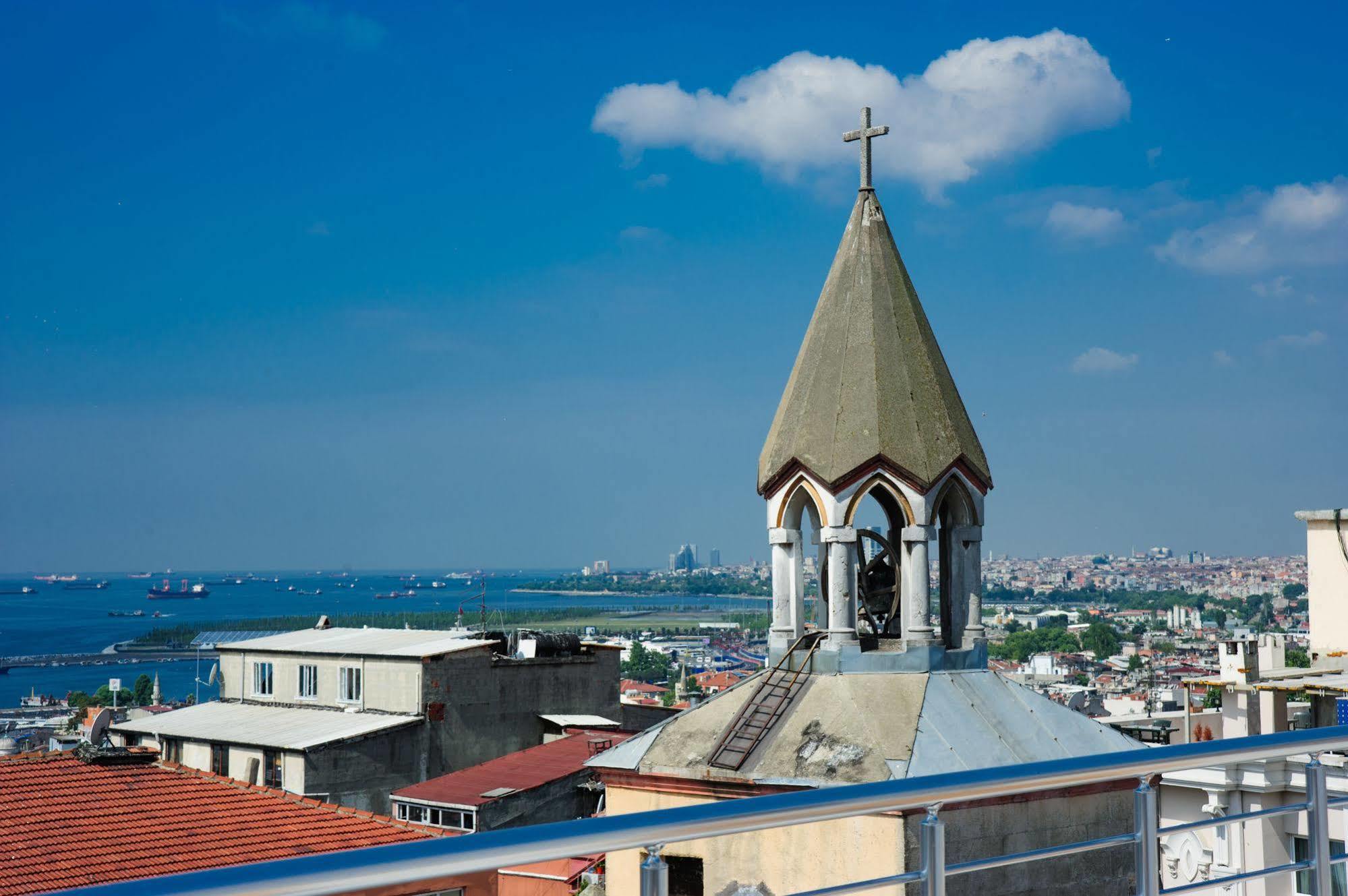 Oban Suites Istanbul Bagian luar foto